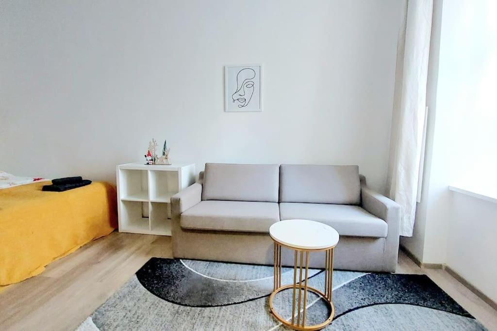 Checkinvienna-One Bedroom Apartment Bagian luar foto
