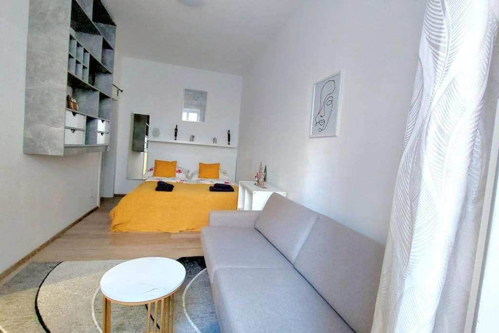 Checkinvienna-One Bedroom Apartment Bagian luar foto